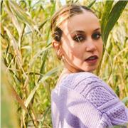 Ciao, mi offro per dare ripetizioni di spagnolo, sono laureata in lingue e letterature straniere ed ora sono al primo anno di specialistica. Ho svolto numerosi stage linguistici